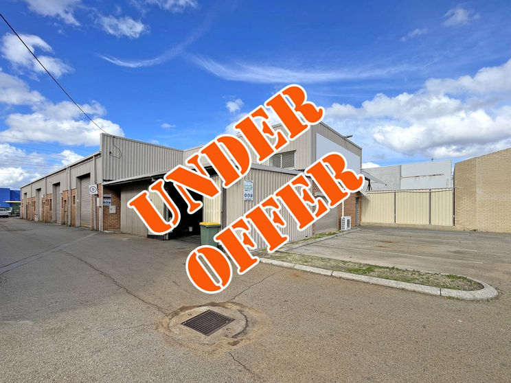 Click to view all images 2/6 Midas Road Malaga WA 6090 - Image 1