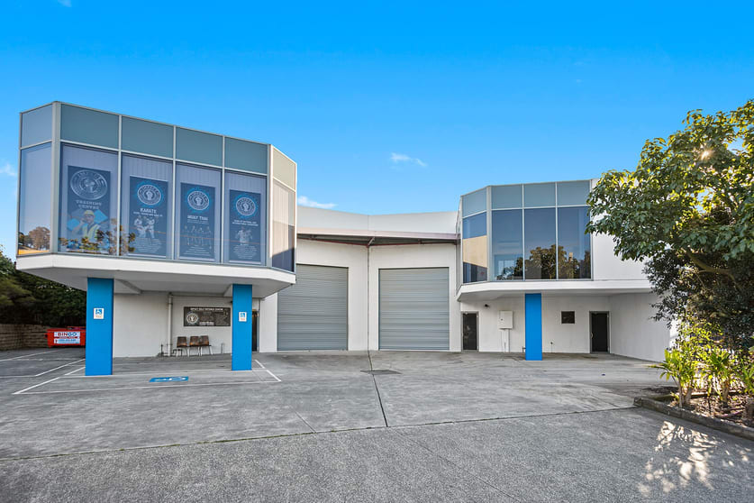 Click to view all images 2/16 Durgadin Drive Albion Park Rail NSW 2527 - Image 1