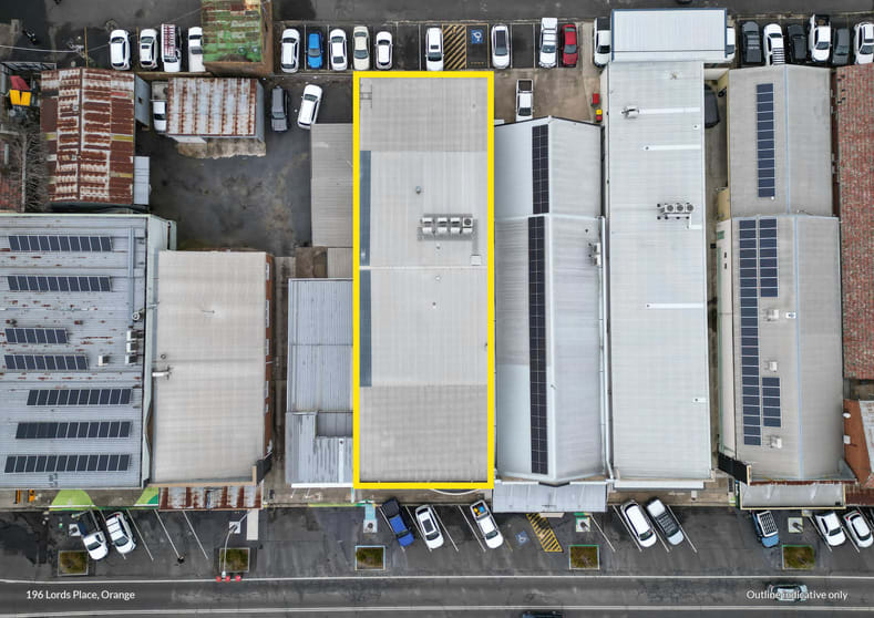 Click to view all images 196 Lords Place Orange NSW 2800 - Image 2