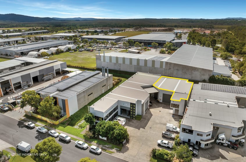 Click to view all images Unit 3/4 Lysaght Street Coolum Beach QLD 4573 - Image 1