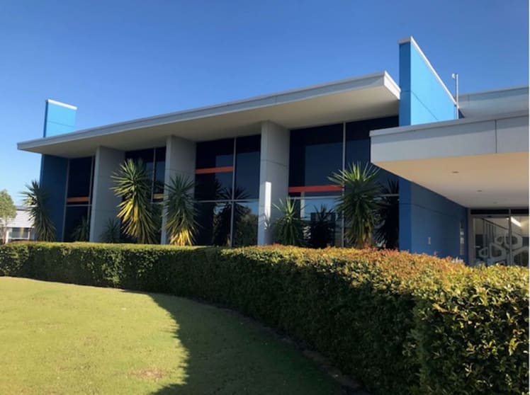 Click to view all images Unit 3 2 Ambitious Link Bibra Lake WA 6163 - Image 1