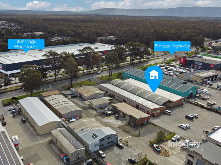 Click to view all images 158 Princes Highway South Nowra NSW 2541 - Image 1