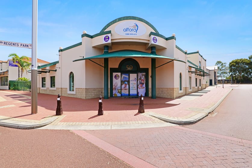 Click to view all images 59 Grand Boulevard Joondalup WA 6027 - Image 2