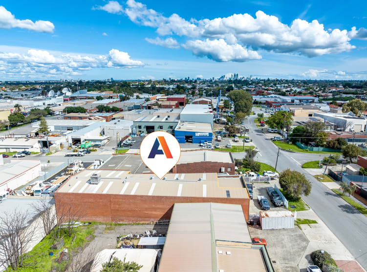 Click to view all images 44 IRVINE STREET Bayswater WA 6053 - Image 3