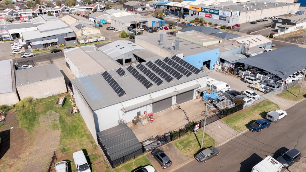 Click to view all images 8-10 Tointon Street Toowoomba City QLD 4350 - Image 3