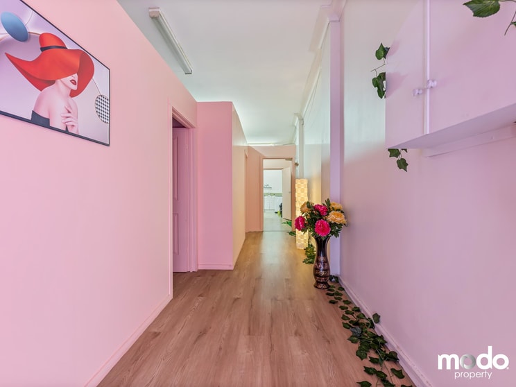 Click to view all images 402 Ferntree Gully Road Notting Hill VIC 3168 - Image 3