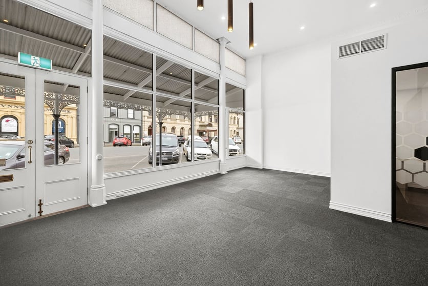 Click to view all images 37 Lydiard Street South Ballarat Central VIC 3350 - Image 2