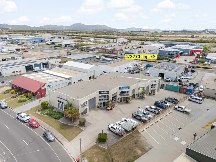 Click to view all images 4/32 Chapple Street Gladstone Central QLD 4680 - Image 3