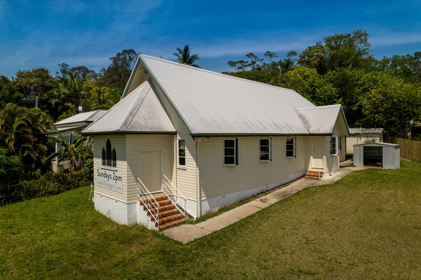 Click to view all images 123 Memorial Drive Eumundi QLD 4562 - Image 1