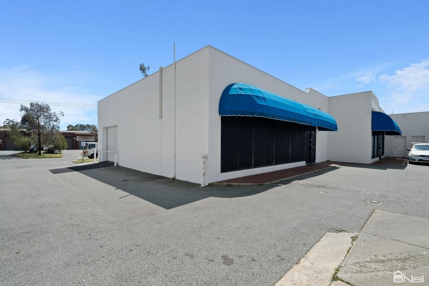 Click to view all images 3/219 Railway Avenue Kelmscott WA 6111 - Image 3