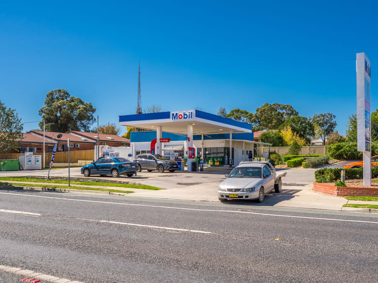 Click to view all images 159 Rouse Street Tenterfield NSW 2372 - Image 3