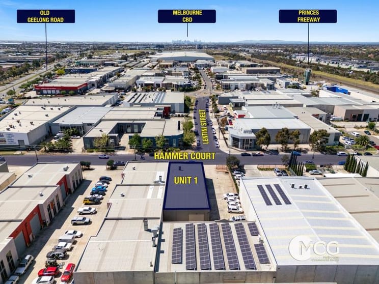 Click to view all images 1/15 Hammer Court Hoppers Crossing VIC 3029 - Image 2