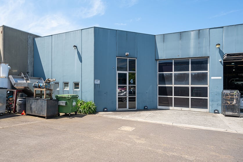 Click to view all images 4/33-35 Commercial Drive Thomastown VIC 3074 - Image 1