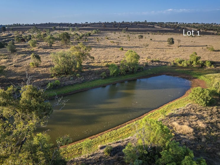 Click to view all images Roma QLD 4455 - Image 2
