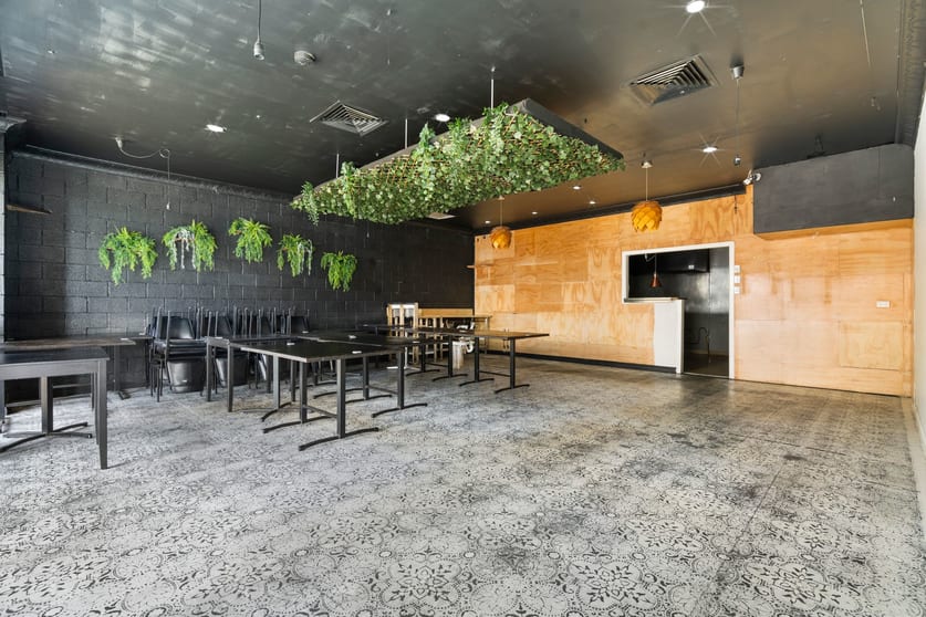 Click to view all images 20/3460 Pacific Highway Springwood QLD 4127 - Image 2