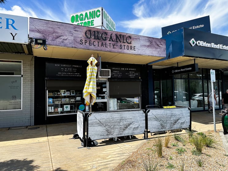 Click to view all images 111B Nepean Highway Seaford VIC 3198 - Image 2