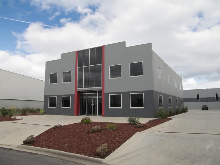 Click to view all images 1/1 Clelland Road Brooklyn VIC 3012 - Image 1