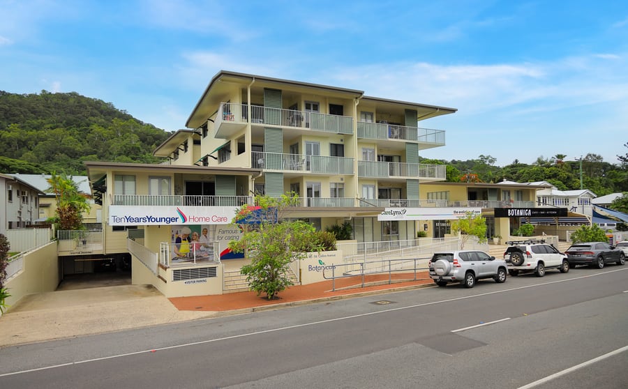 24/110-114 Collins Avenue Edge Hill QLD 4870 - Image 1