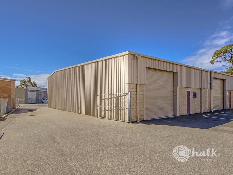 Click to view all images 4/11 Day Rd Rockingham WA 6168 - Image 3