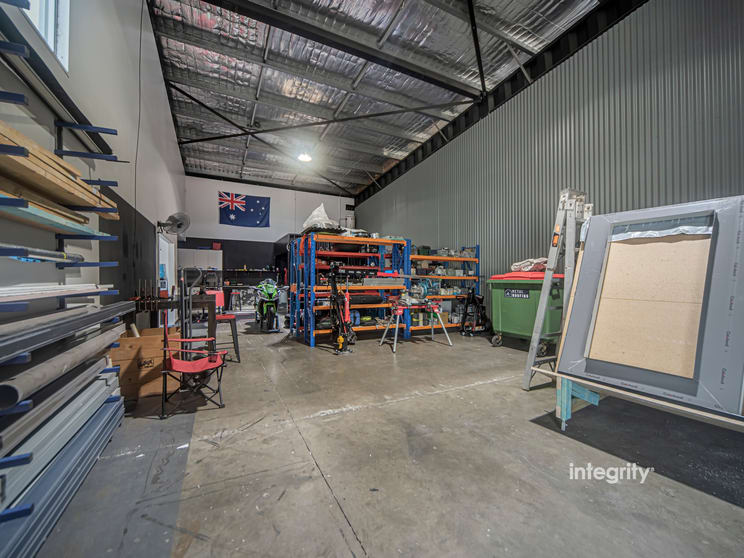 Click to view all images 5/164c Princes Highway South Nowra NSW 2541 - Image 3
