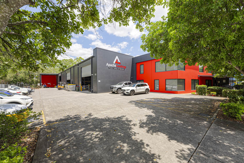 Click to view all images 32-34 Nestor Drive Meadowbrook QLD 4131 - Image 2