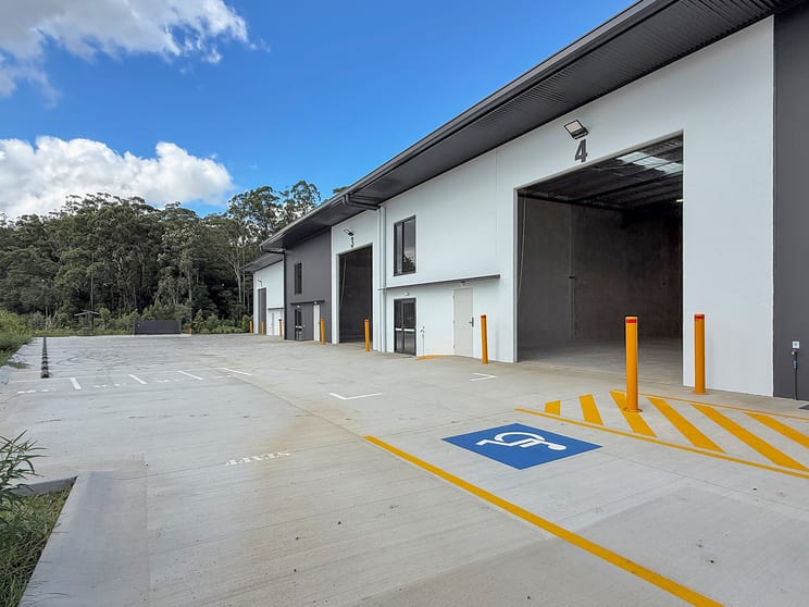 Click to view all images 2 Casuarina Street Beerwah QLD 4519 - Image 2