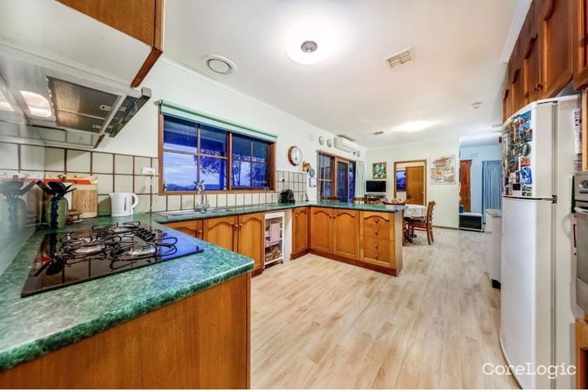 Click to view all images 45 Laurina Dr Traralgon East VIC 3844 - Image 3