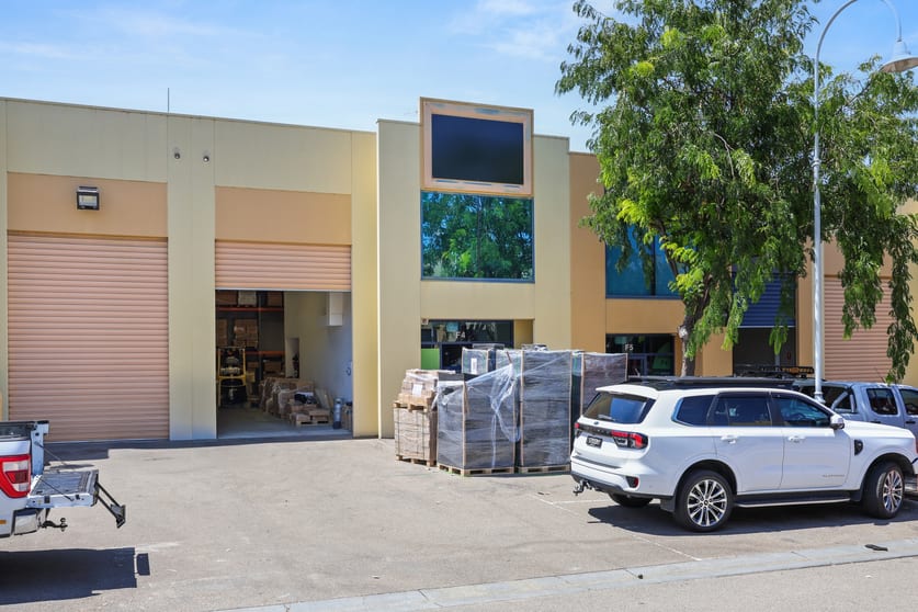 Click to view all images F4/2A Westall Road Springvale VIC 3171 - Image 2