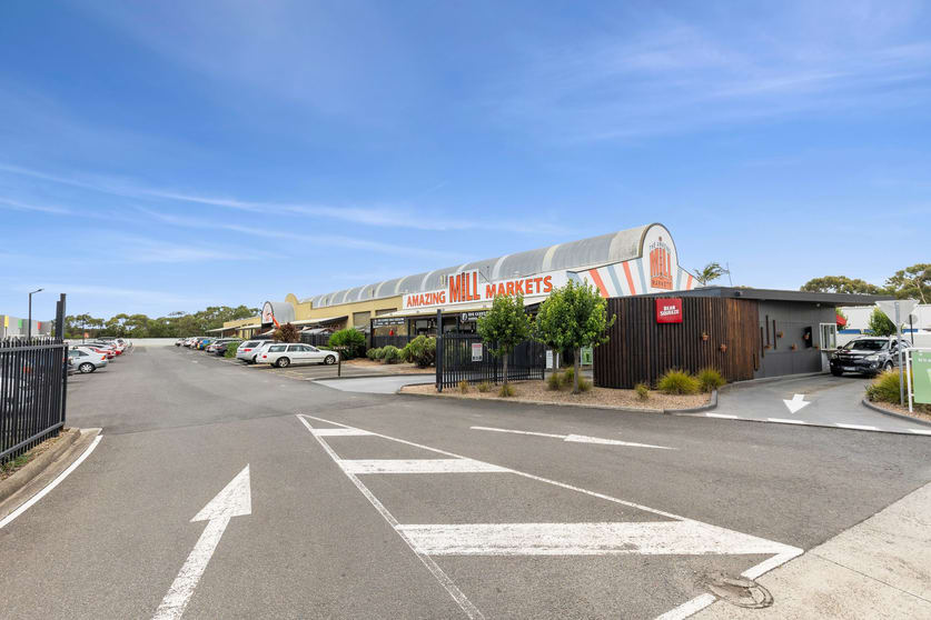 Click to view all images 114-116 Bellarine Highway Newcomb VIC 3219 - Image 2