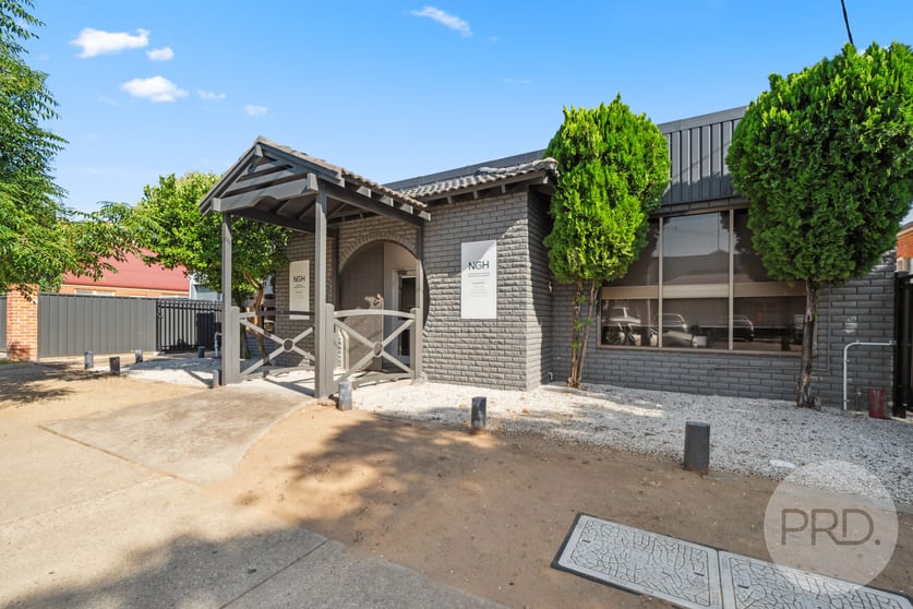 Click to view all images 35 Kincaid Street Wagga Wagga NSW 2650 - Image 1