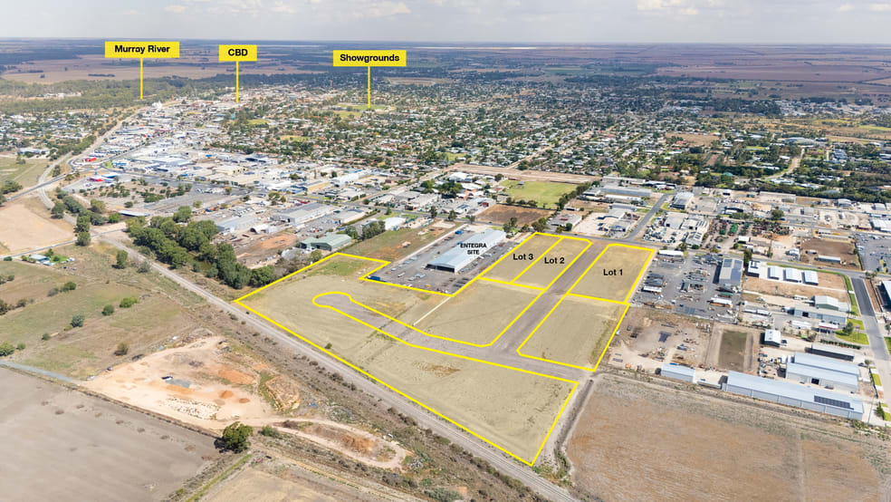Click to view all images 200 Karinie Street Swan Hill VIC 3585 - Image 2