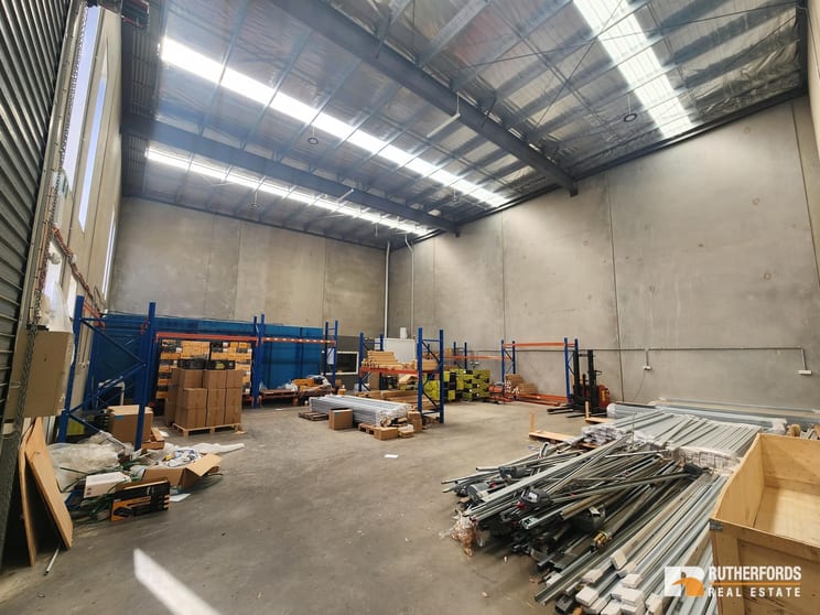 23/1 Network Drive Truganina VIC 3029 - Image 2