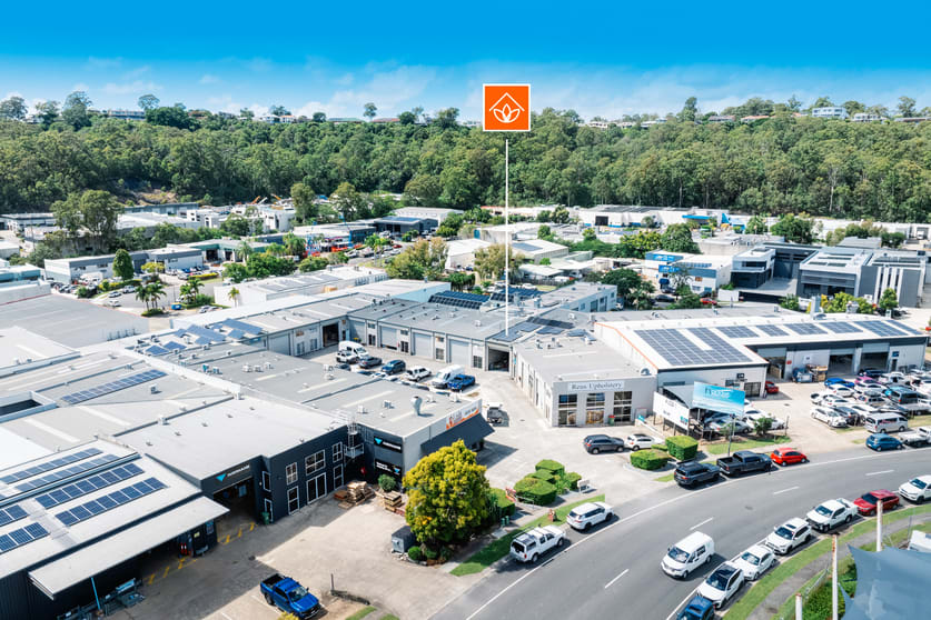 Click to view all images 14/4 Leda Drive Burleigh Heads QLD 4220 - Image 1