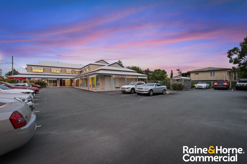 Click to view all images 709 Albany Creek Road Albany Creek QLD 4035 - Image 2