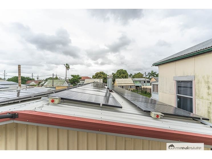 Click to view all images 250-252 Denison Street Rockhampton City QLD 4700 - Image 3