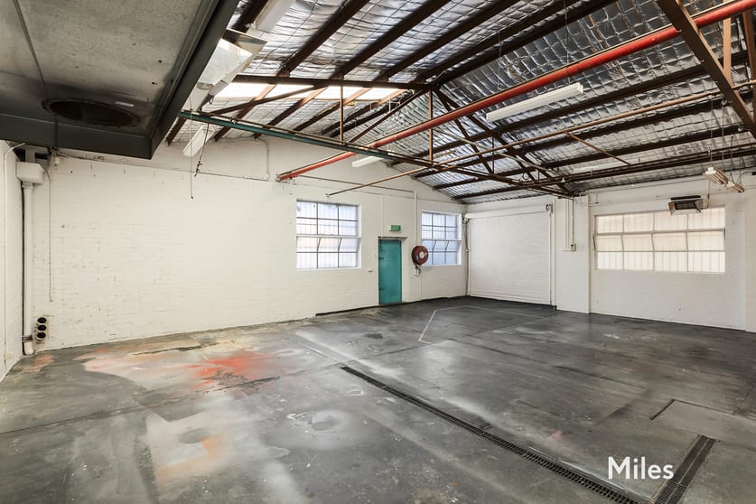 Click to view all images 24 Percy Street Heidelberg West VIC 3081 - Image 3
