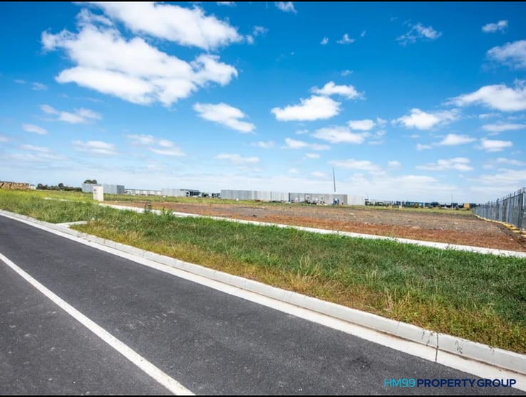 Click to view all images 83 MALTINGS CCT Epping VIC 3076 - Image 1