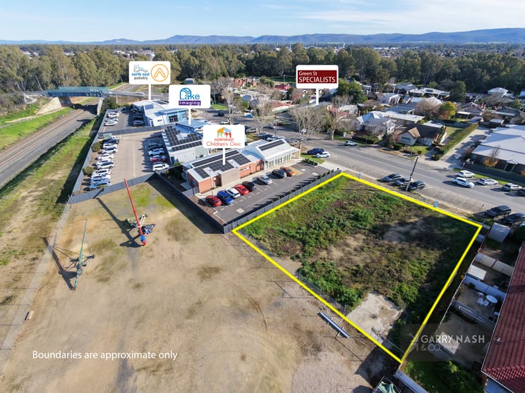 Click to view all images 10 Green Street Wangaratta VIC 3677 - Image 1