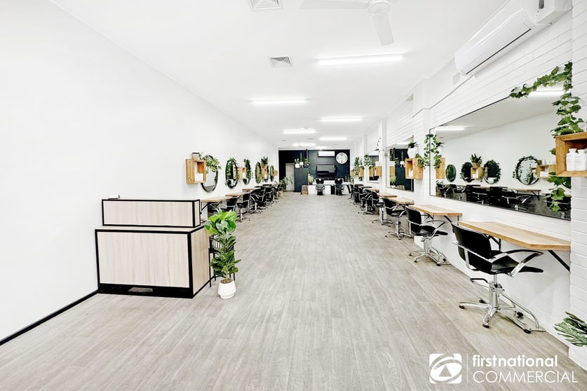Click to view all images 26 Service Street Bairnsdale VIC 3875 - Image 3