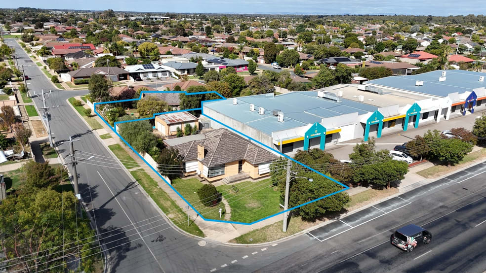 Click to view all images 573 Wyndham & 6 Meaklim Street Shepparton VIC 3630 - Image 1