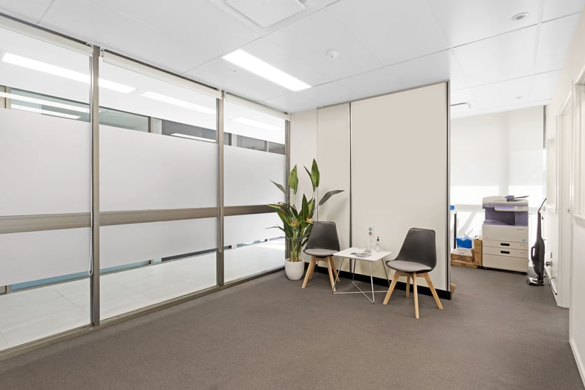 Click to view all images Bundall QLD 4217 - Image 2