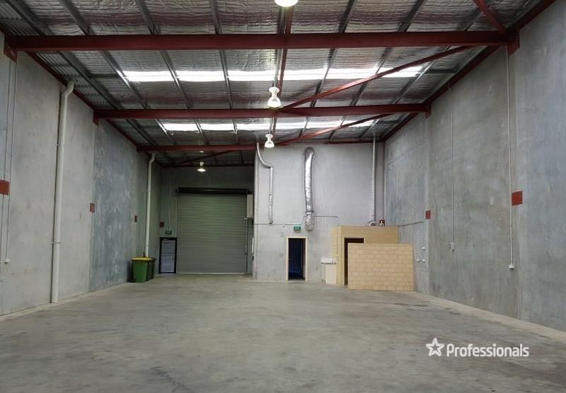 Click to view all images 46B Sustainable Avenue Bibra Lake WA 6163 - Image 2