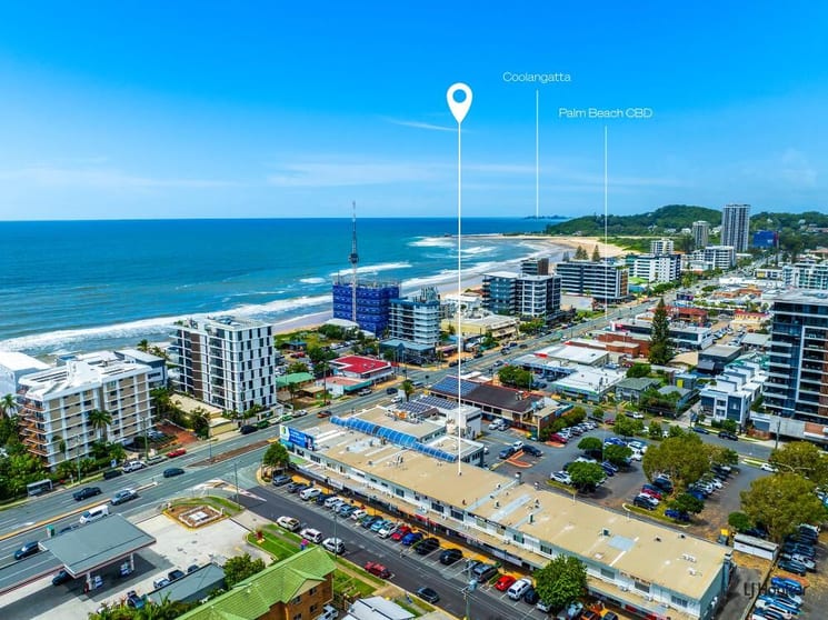 Click to view all images 18/2 Eighth Avenue Palm Beach QLD 4221 - Image 3