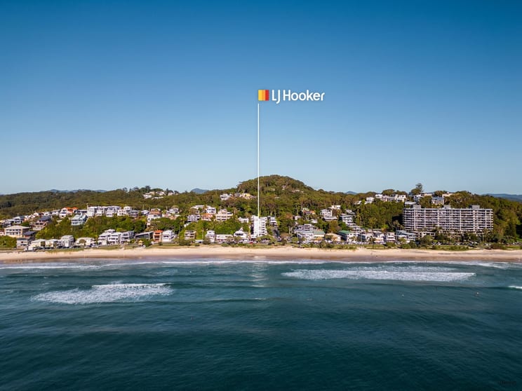 Click to view all images 3/792-794 Pacific Parade Currumbin QLD 4223 - Image 2