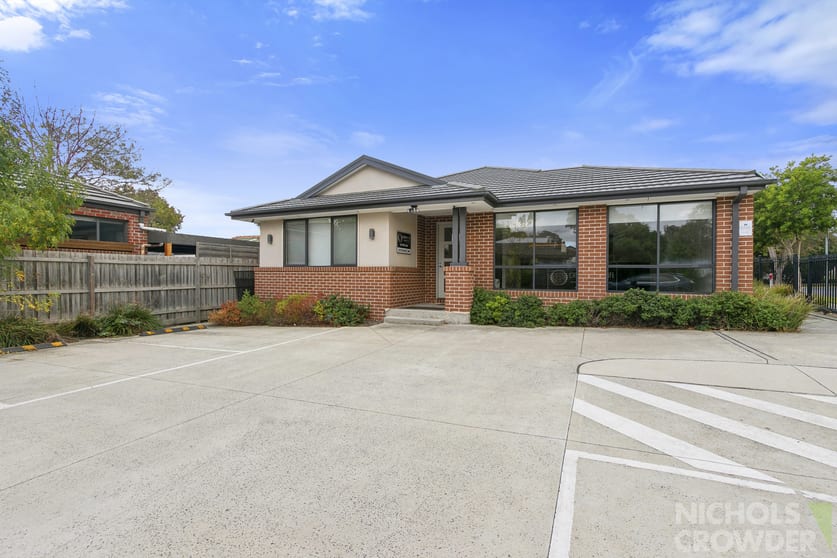 Click to view all images 108 Beach Street Frankston VIC 3199 - Image 3