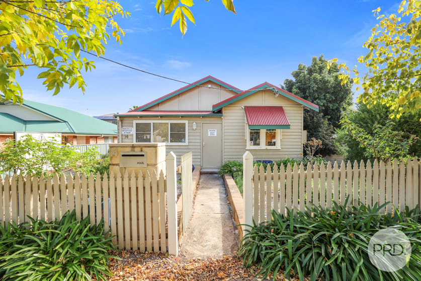 Click to view all images 14 Dean Street Tamworth NSW 2340 - Image 2