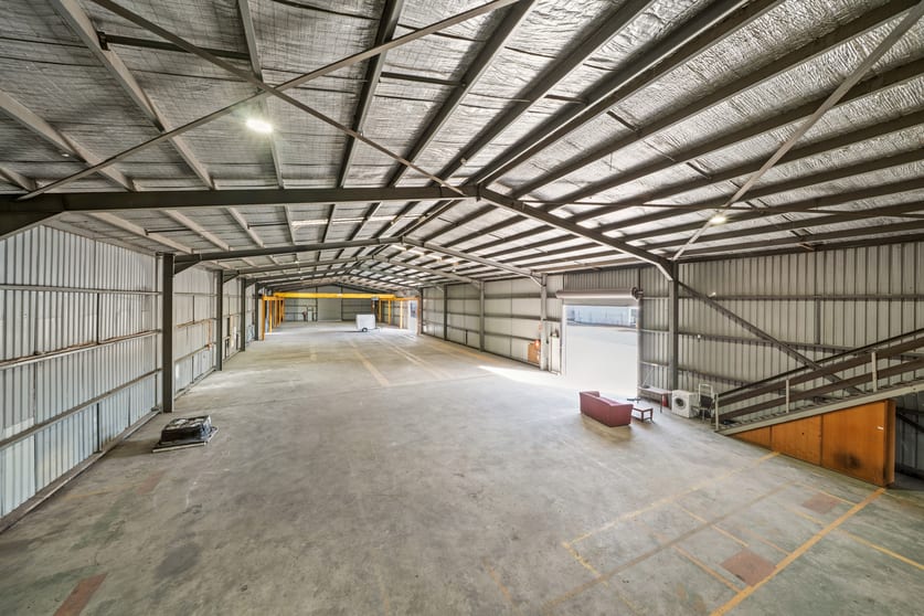 Click to view all images 10 Arnott Street Hume ACT 2620 - Image 2
