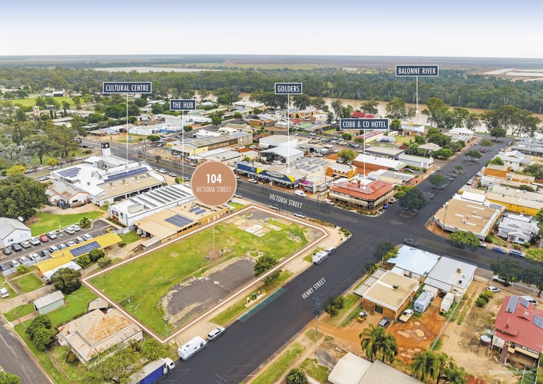 Click to view all images 104 Victoria Street St George QLD 4487 - Image 2