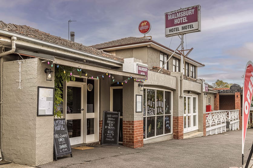 Click to view all images 85 Mollison Street Malmsbury VIC 3446 - Image 3