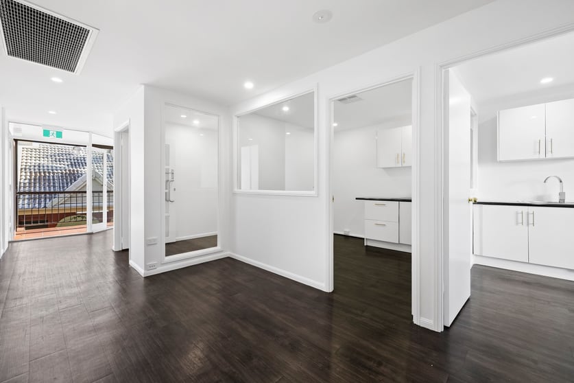 Click to view all images 23/20 Park Road Milton QLD 4064 - Image 3
